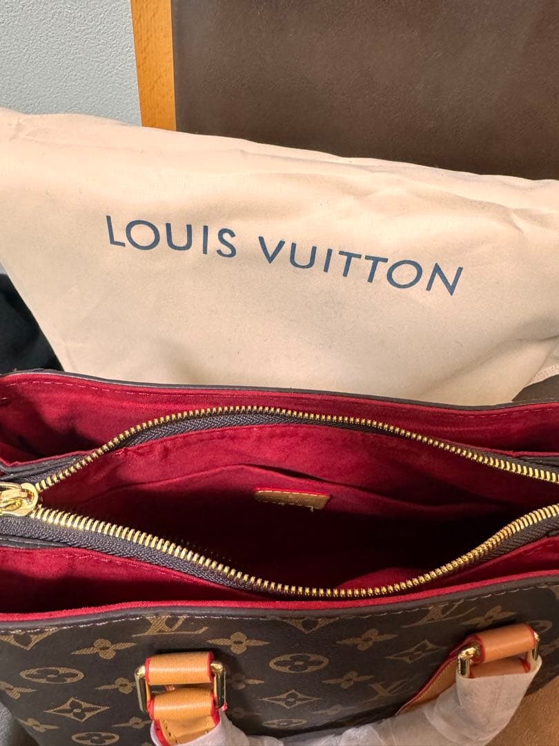 VUITTON ショルダーバッグ 2WAY