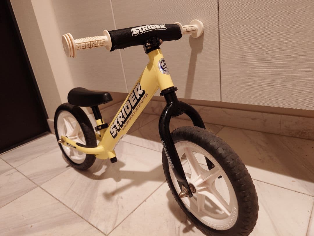 STRIDER ムラサキスポーツ限定 イエロー