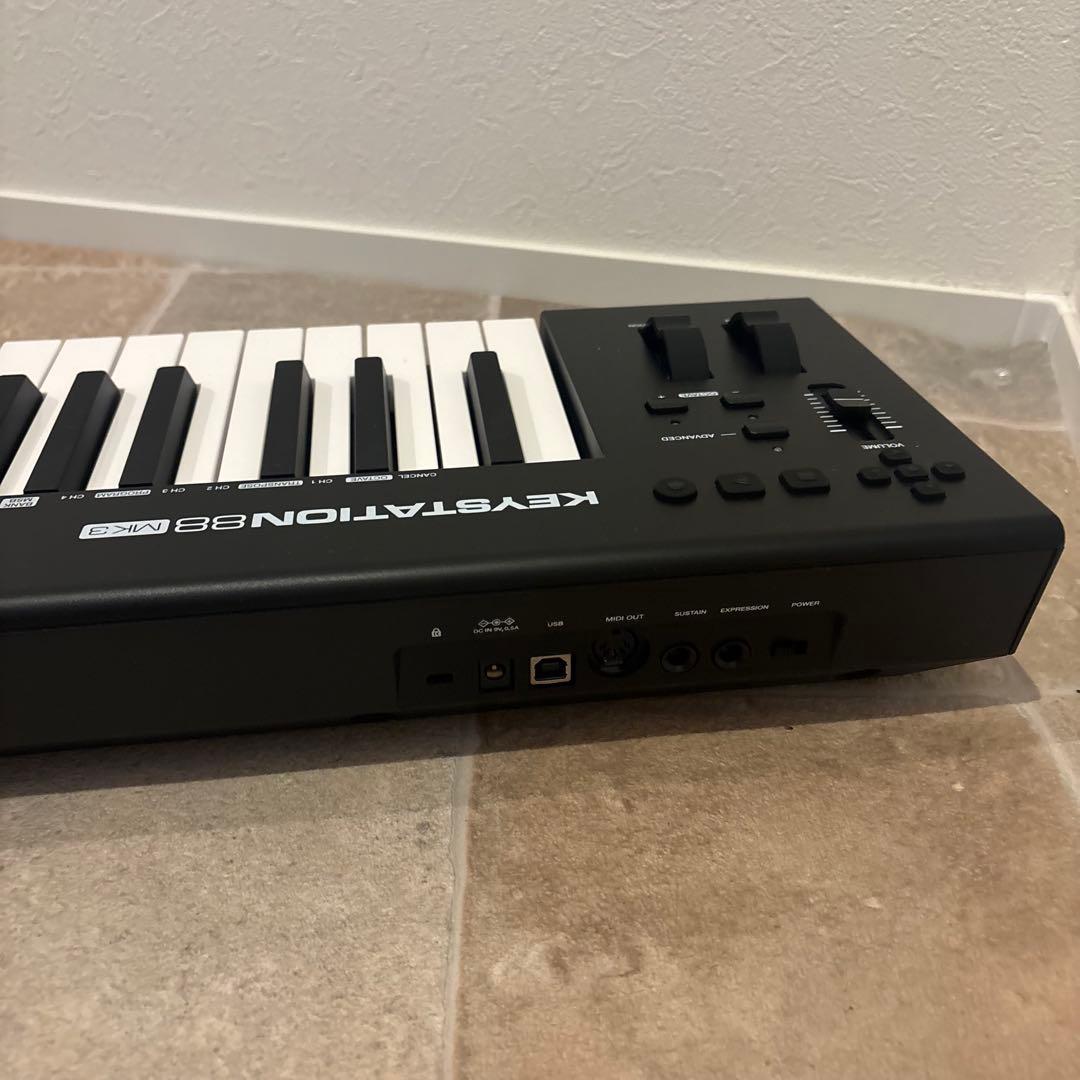 【美品】M-AUDIO KEYSTATION 88 MK3