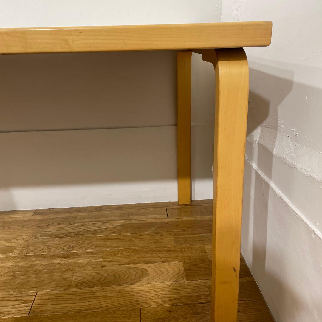 Artekテーブル81B 120x75x71(H)ホワイトラミネート　アアルト