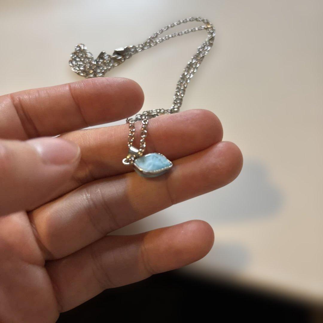 めちゃくちゃかわいいラリマーのネックレス！ちゃんとズンとくる！かわいい！