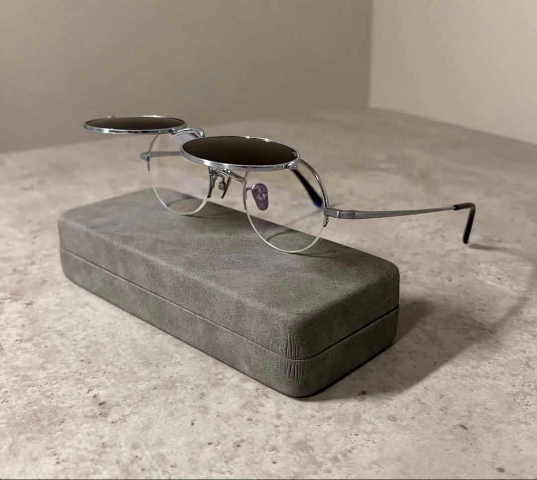 跳ね上げ式眼鏡　サングラス　チタンシルバーフリップアップ　男女兼用伊達メガネ