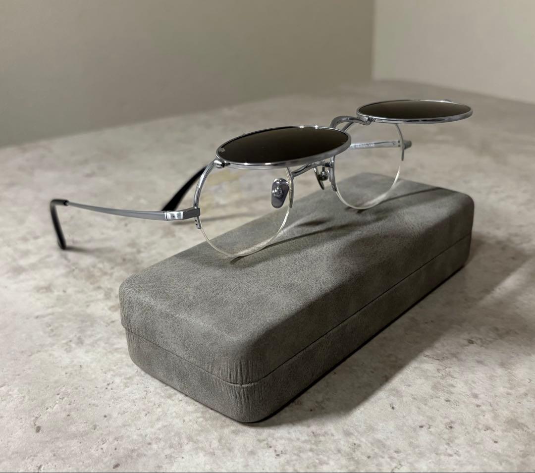 跳ね上げ式眼鏡　サングラス　チタンシルバーフリップアップ　男女兼用伊達メガネ