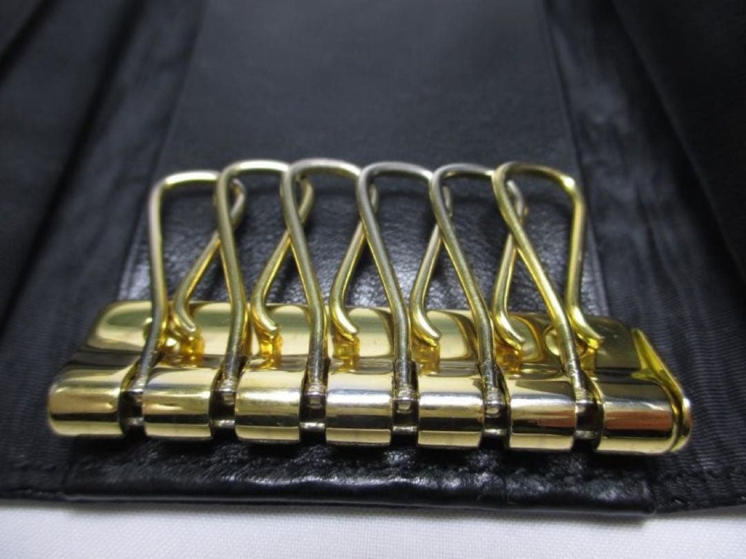 美品 CHANEL シャネル キャビアスキン キーケース ブラック 黒 ６連