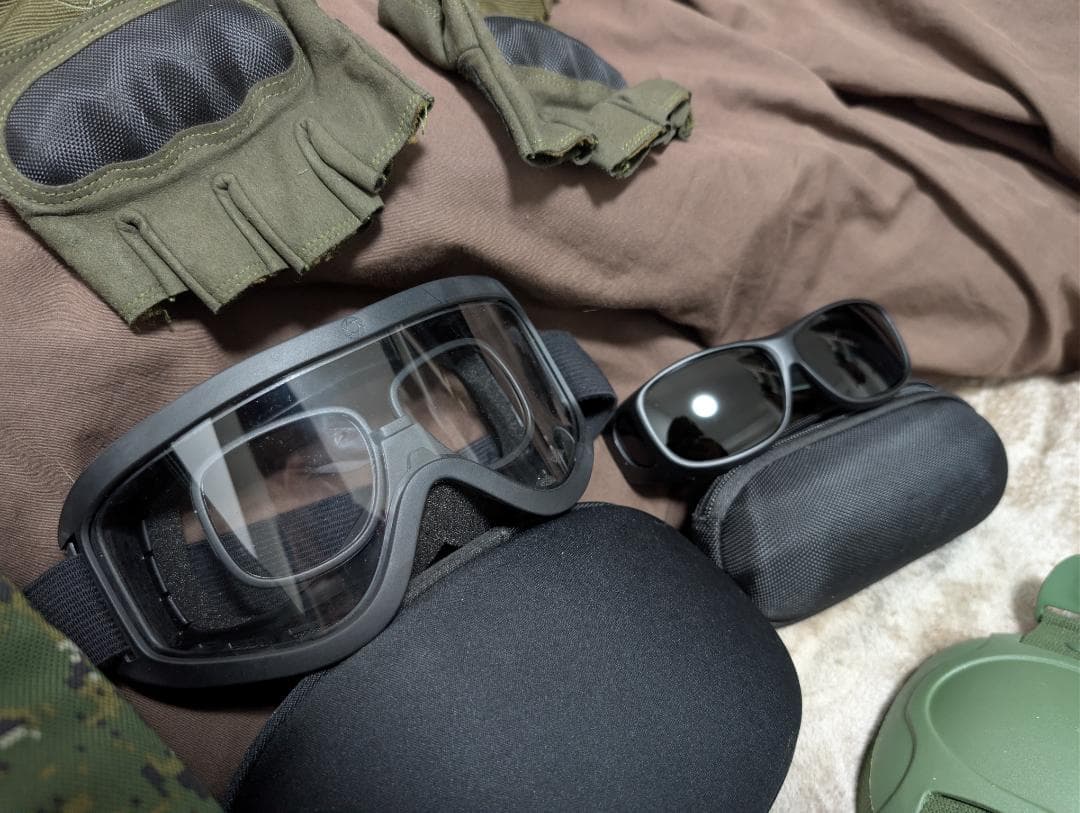(官品) 台湾陸軍実物戦闘個装セット(背嚢 ゴーグル プロテクター 中華民国)