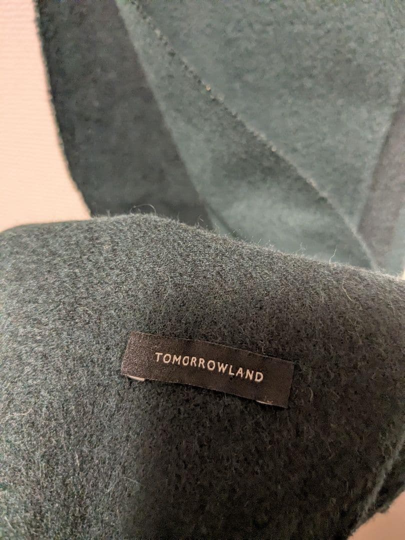 （予約済）TOMORROWLAND ダークグリーン マフラー