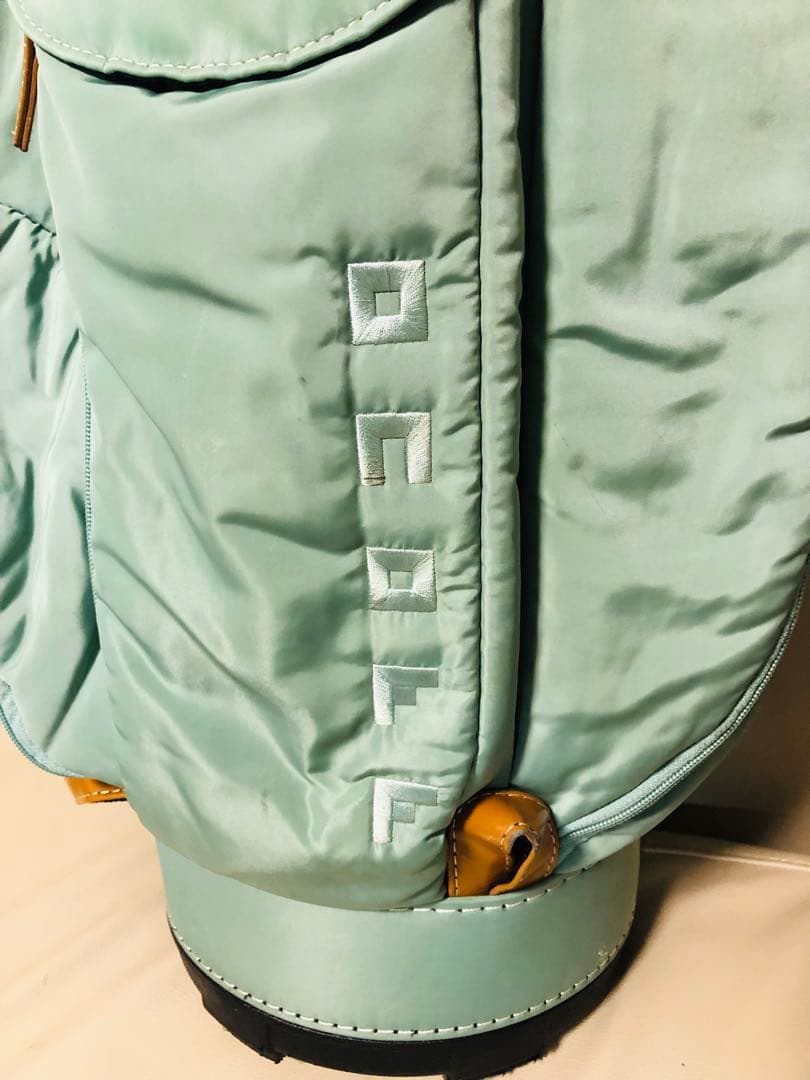 【送料込み】廃盤人気　オノフ　ONOFF キャディバッグ　ゴルフバッグ