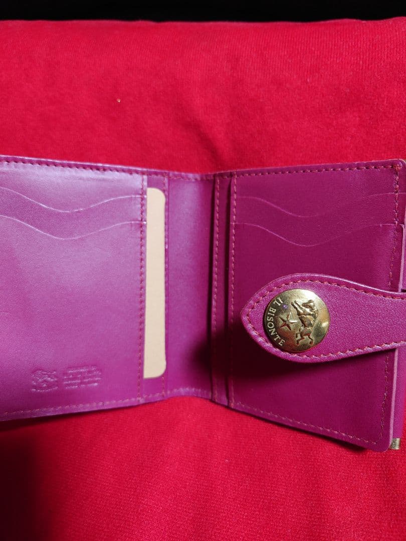 イルビゾンテ　二つ折り財布　未使用