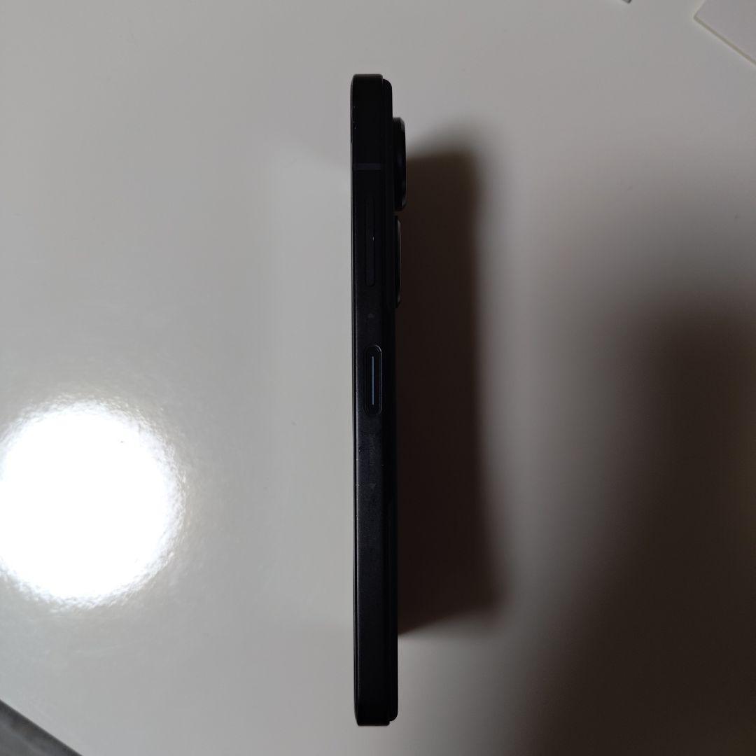 ASUS Zenfone 9 (8GB/128GB)　ブラック