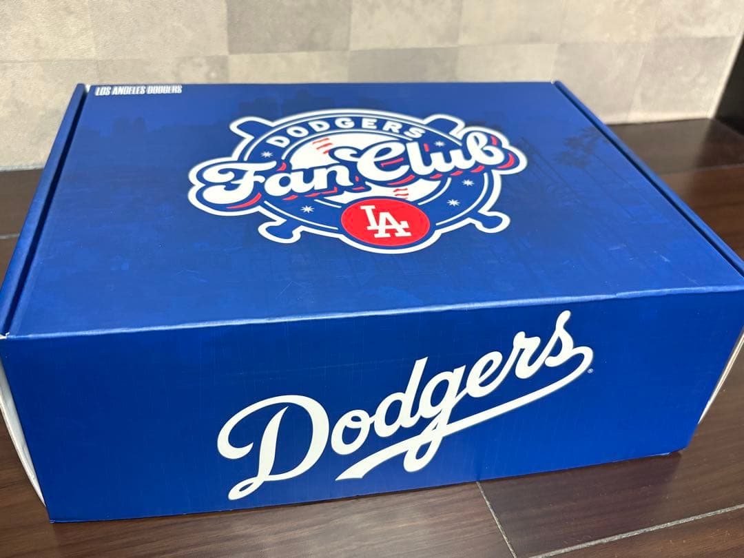 ドジャース ファンクラブ特典グッズ 大谷翔平選手ボブルヘッド付！