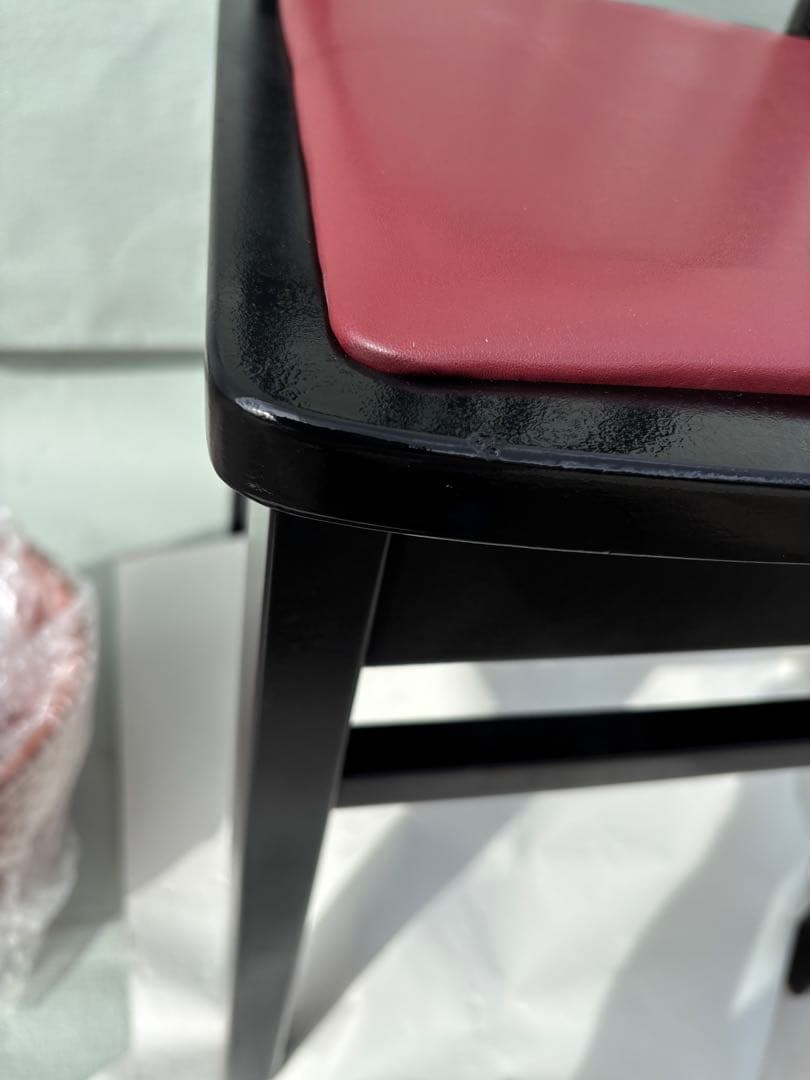 美品　背もたれ付ピアノ椅子　足部フェルト付　座面新品