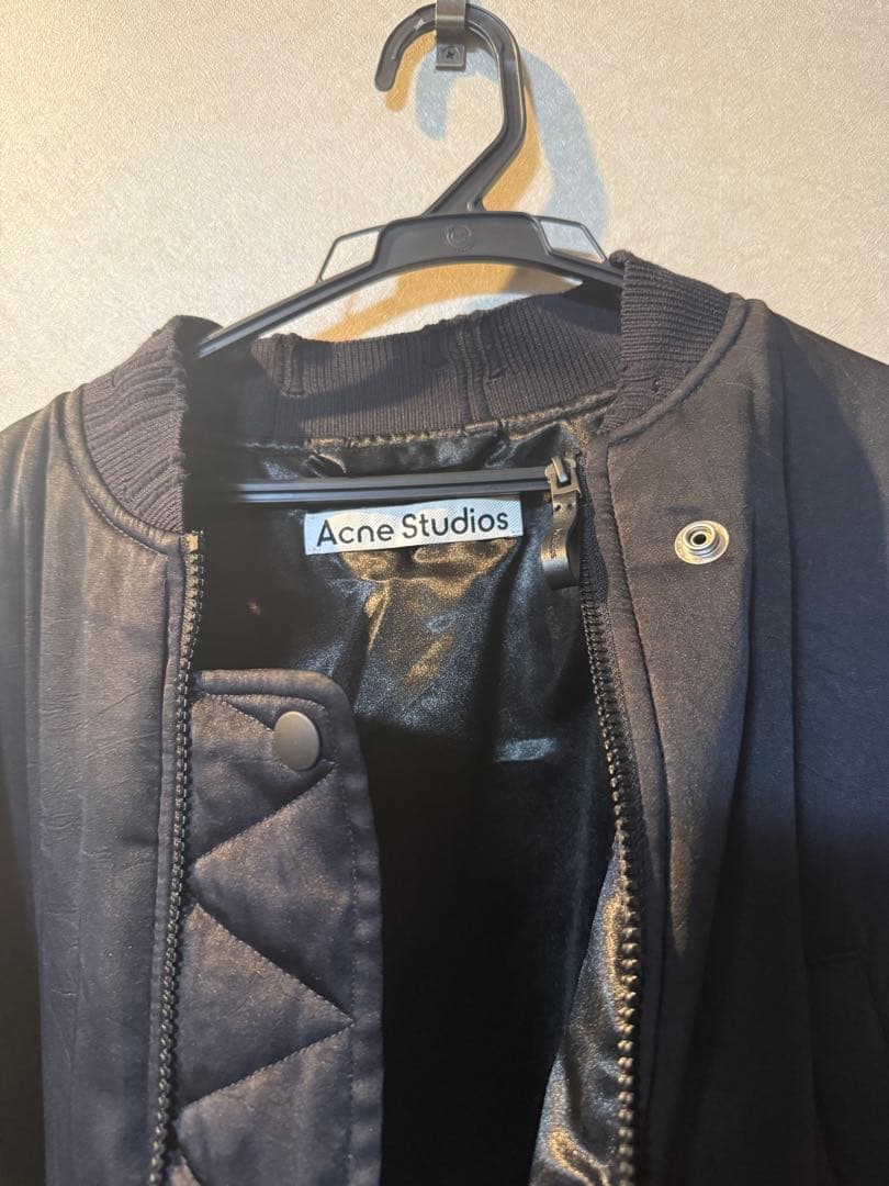 Acne Studios MA-1 ブラックジャケット