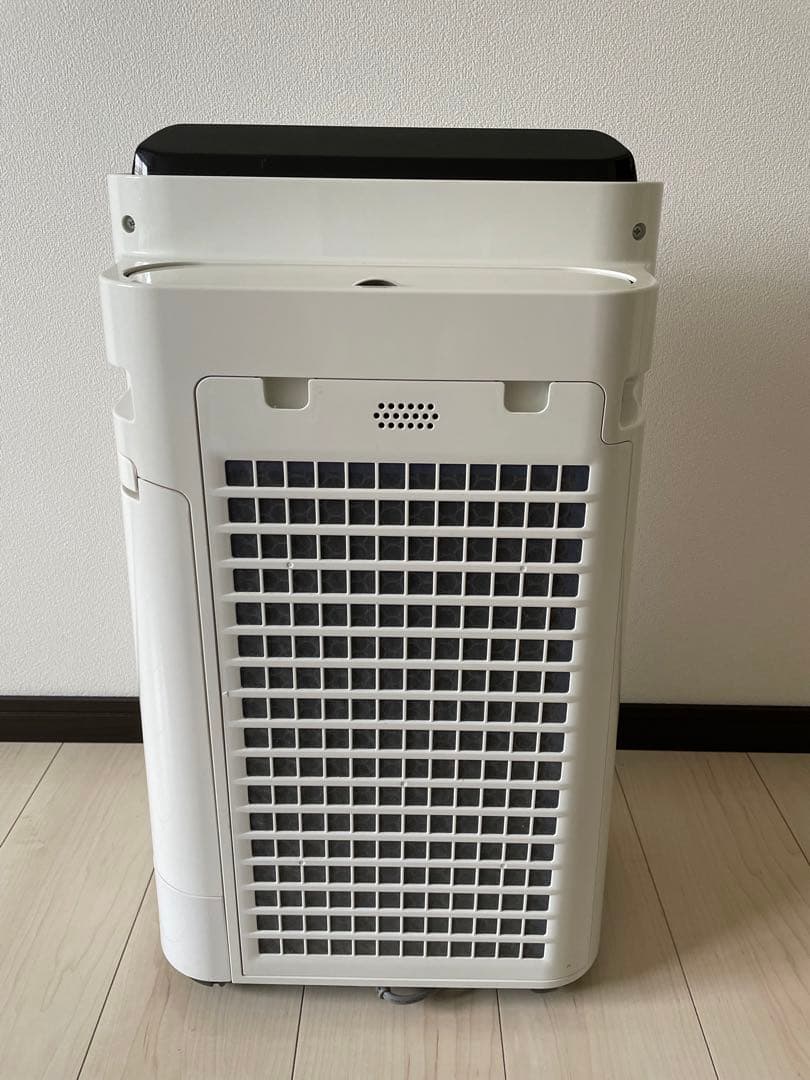 空気清浄機・イオン発生器 SHARP KC-H50-W