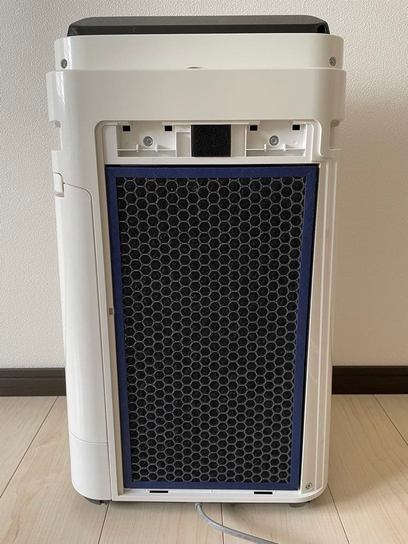 空気清浄機・イオン発生器 SHARP KC-H50-W