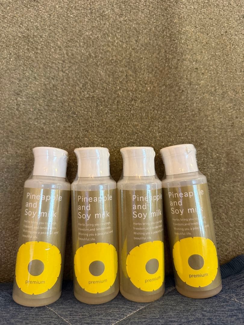 ★新品★未使用★パイナップル豆乳ローションプレミアム　４本セット