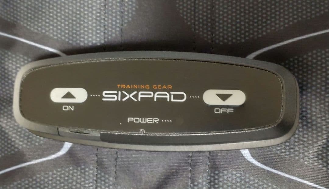 ねずみ品　Sixpad パワースーツライト アブス サイズM