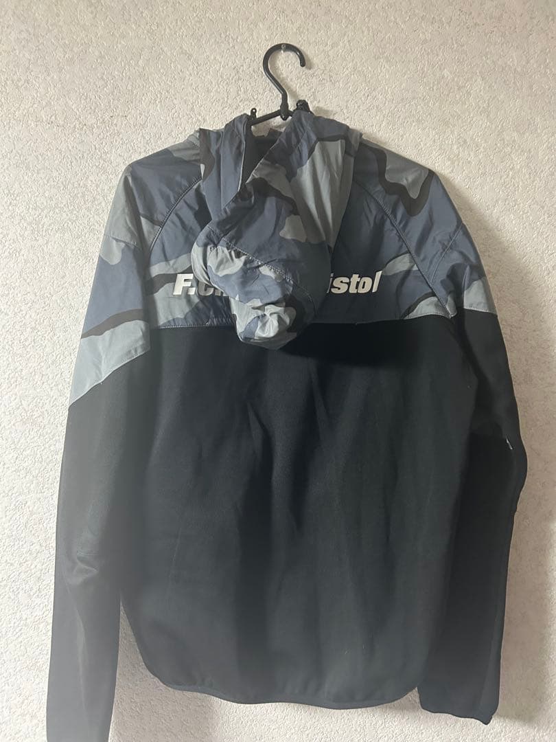 Bristol カモフラージュ パーカー