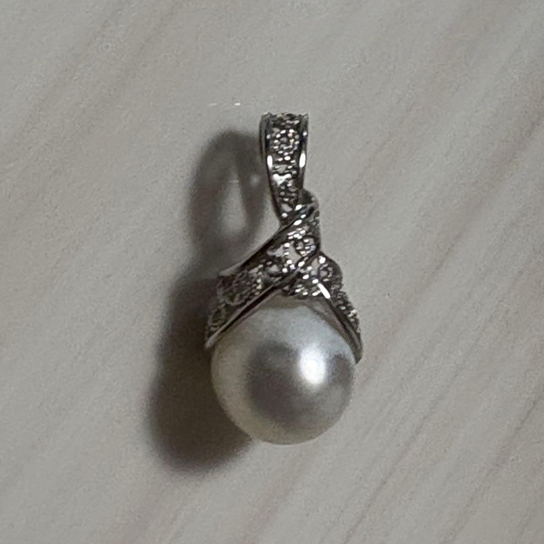 pt900真珠ペンダント