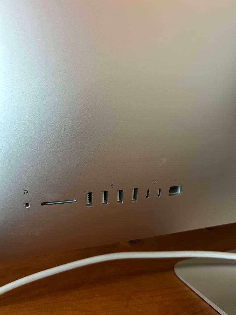 Apple iMac 27インチ ワイヤレスキーボード・トラックパッド付き