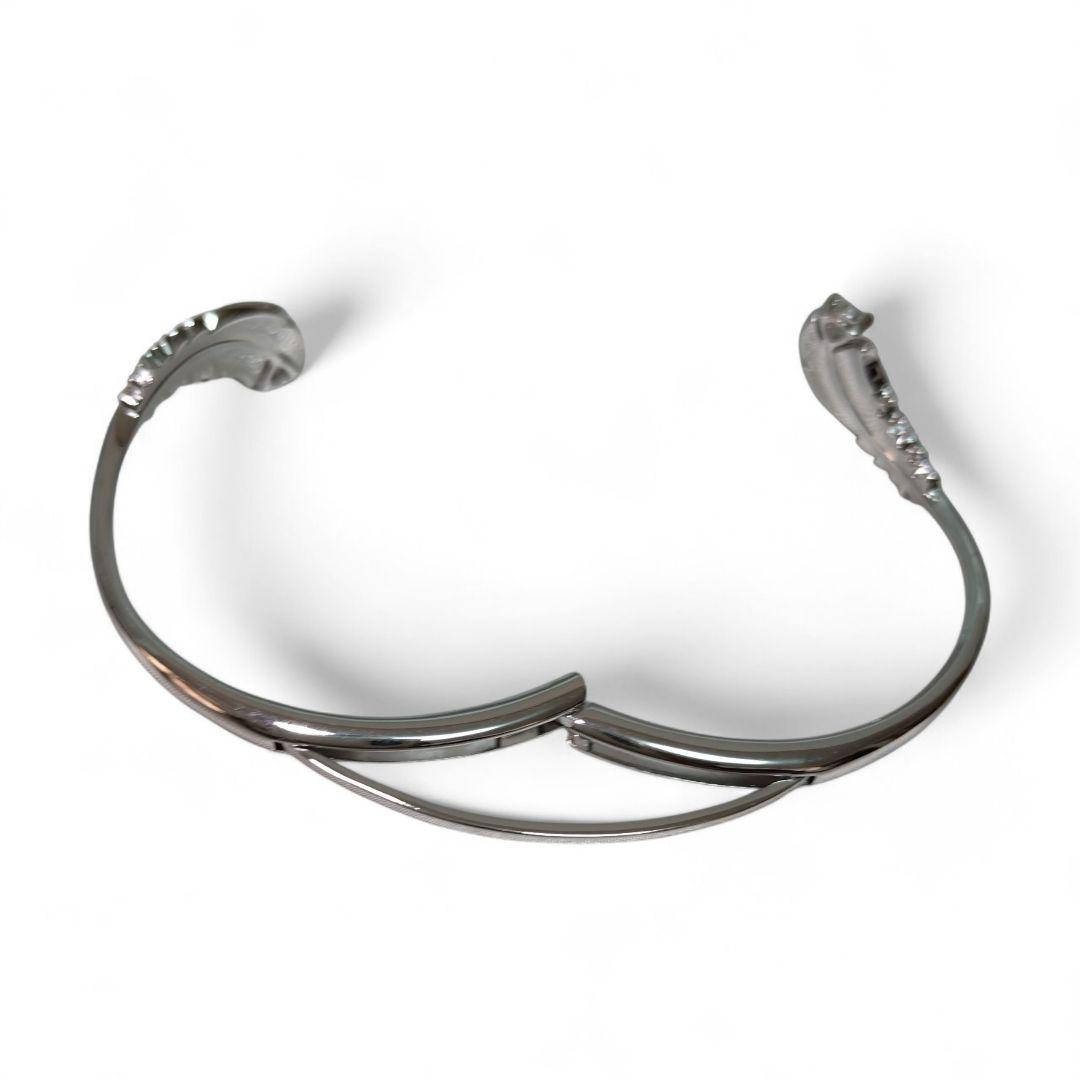 スワロフスキー Swarovski Nice フェザーバングル ブレスレット M