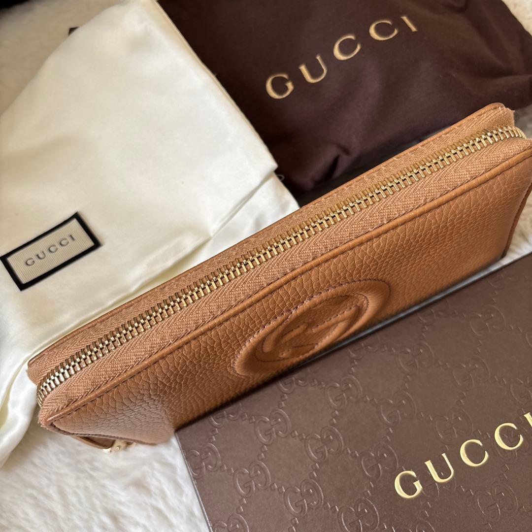 GUCCI ソーホー長財布
