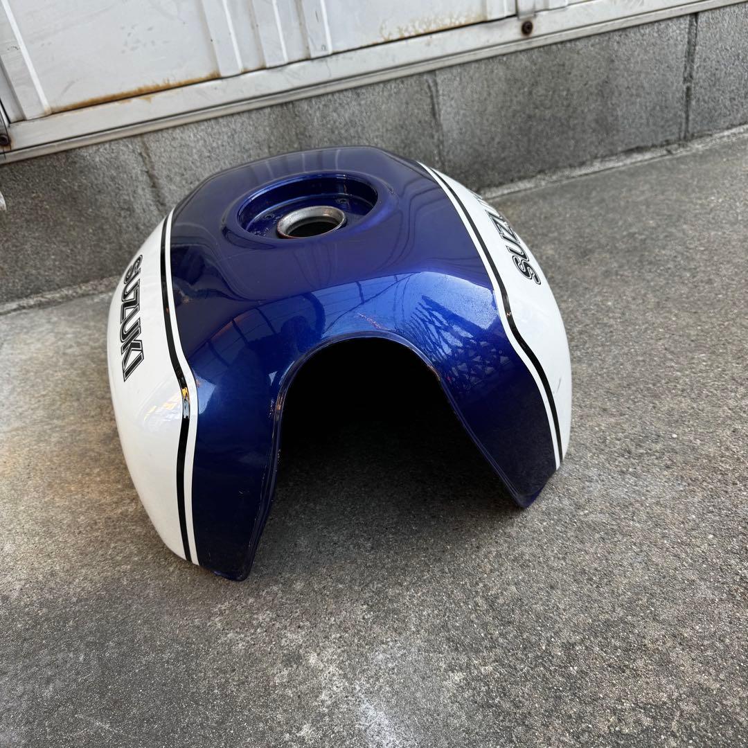 gsx400 インパルス　タンク　凹みあり