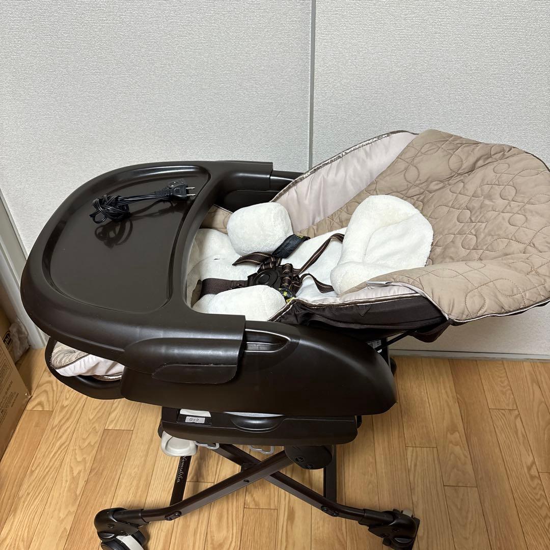 ふぁんた33 電動ハイローチェア コンビ ネムリラ AUTO SWING