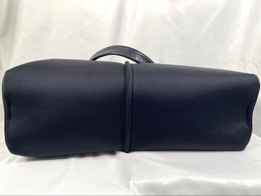 美品 kawa-kawa カワカワ トートバッグ wet Lサイズ 現行品