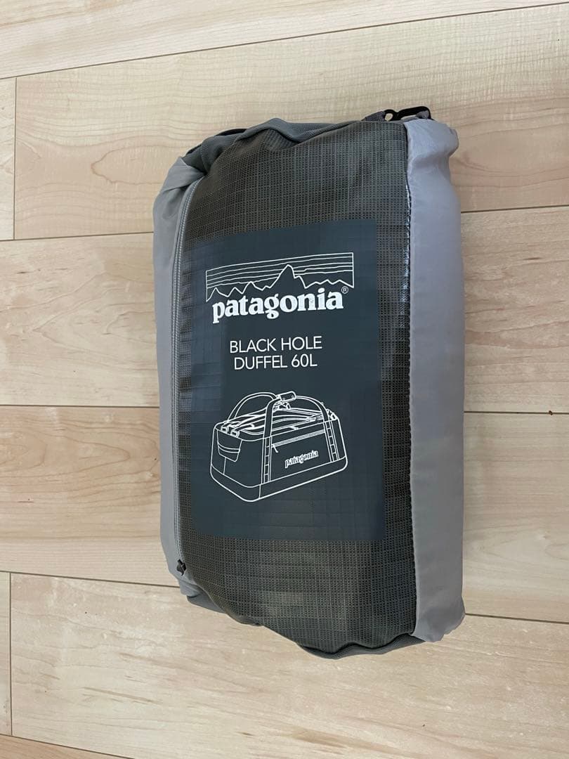 パタゴニア ブラックホールダッフル 60L