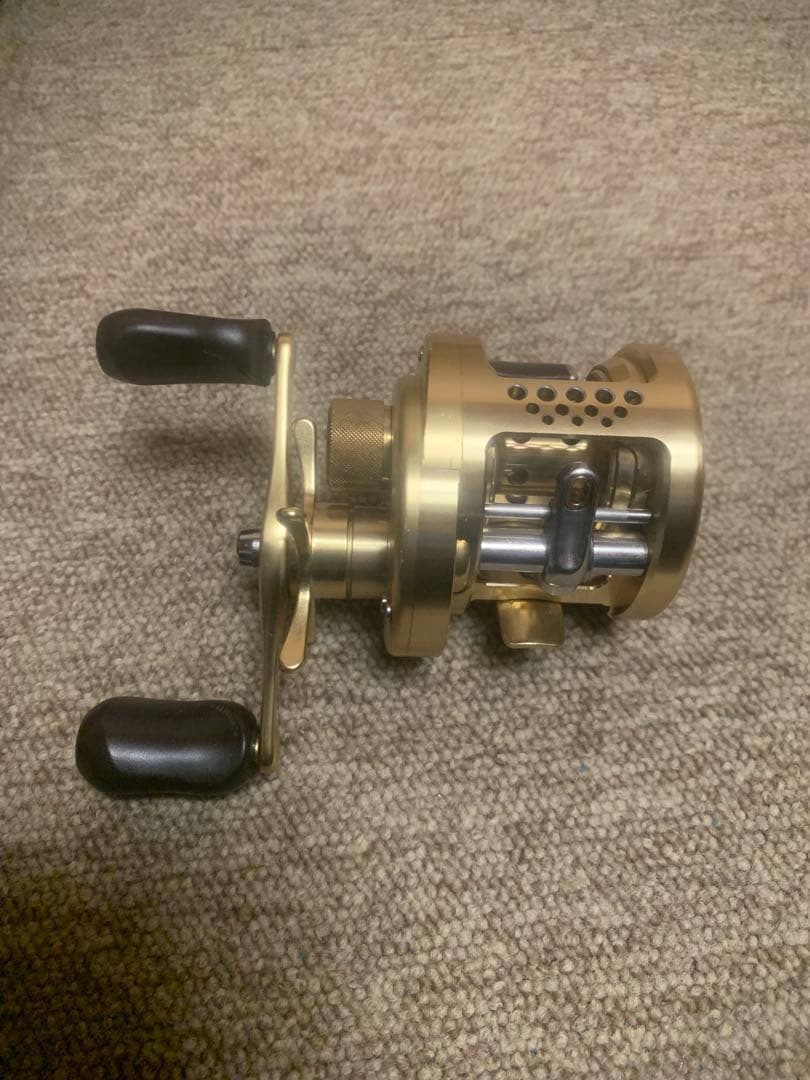 シマノ　カルカッタ　コンクエト200