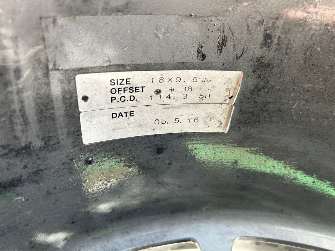 ディレッツァ 18インチ 9.5j+18 鍛造 GTRサイズ