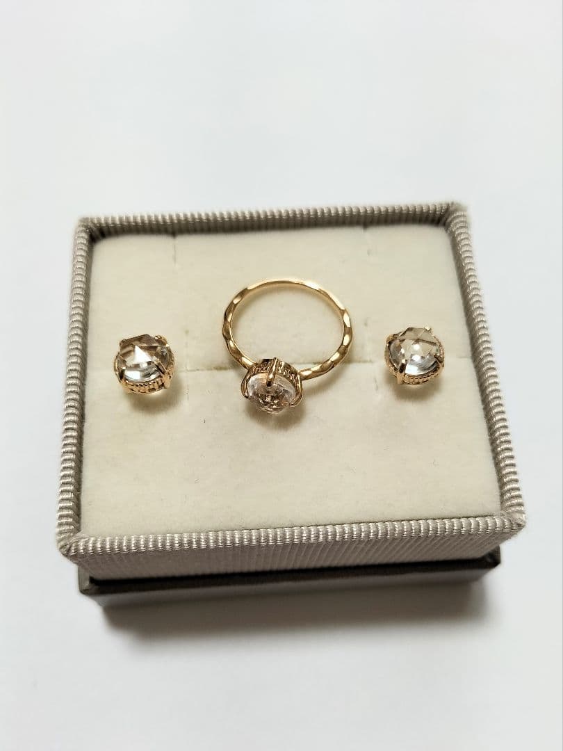 【むつみ】ノジェス★ピンキー リング ピアス★K10 クォーツ