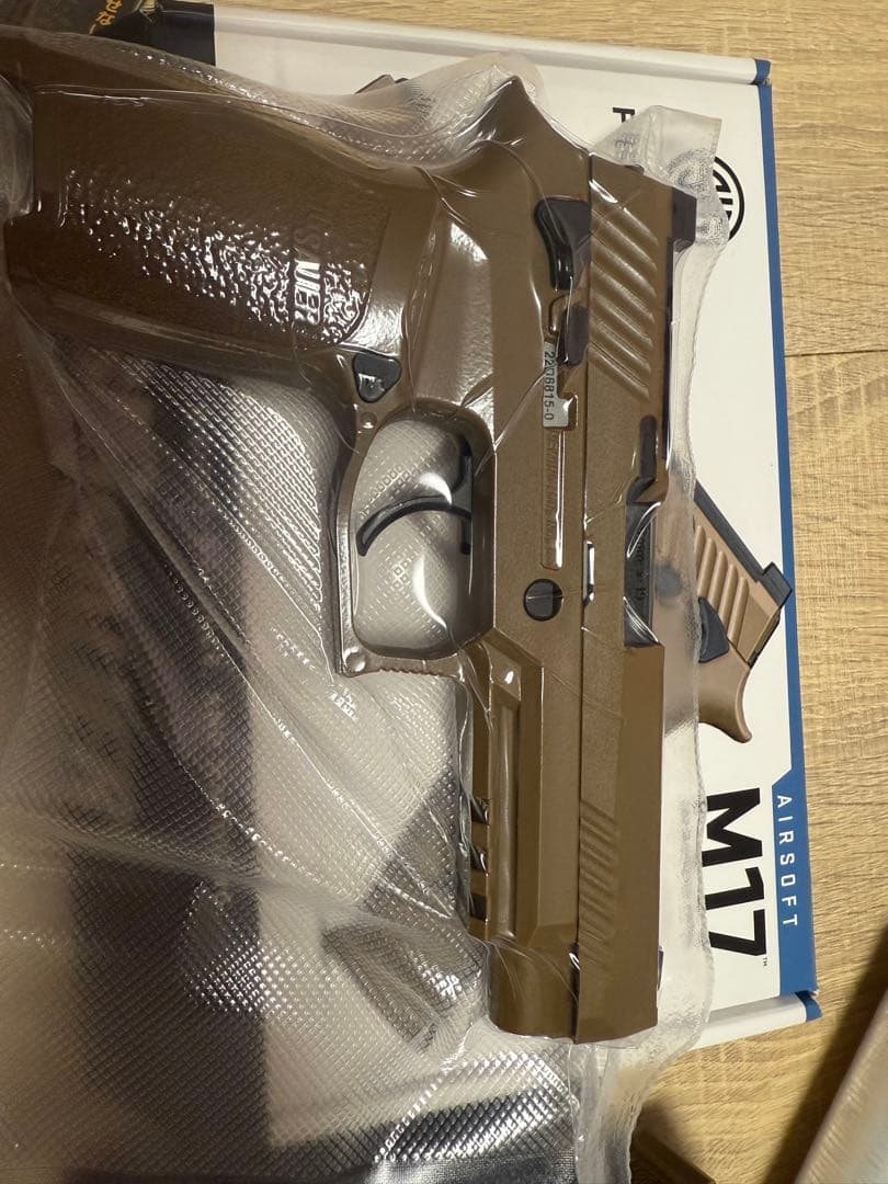 SIG SAUER M17 CO2 マガジン計4本+その他