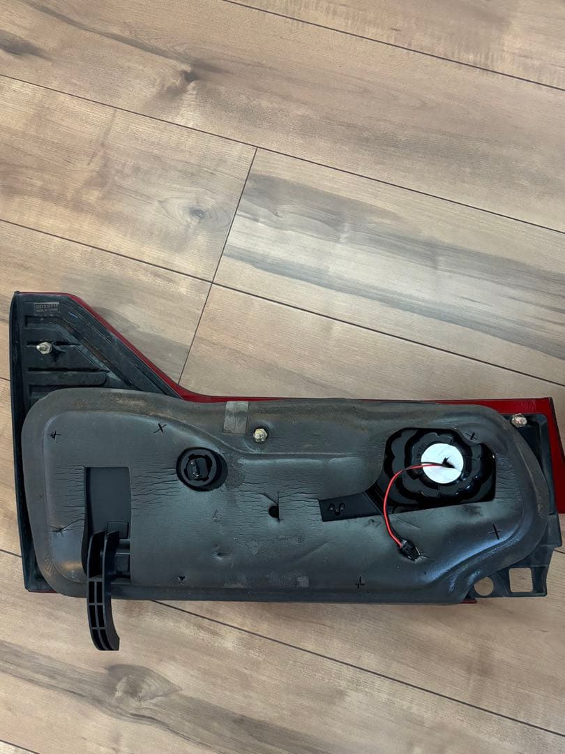 アルファード10系後期ヴァレンティLEDテールランプ 左右セット