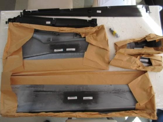 【新品・未使用】MODELLISTA ハリアー80系 右側サイドスカート（白）