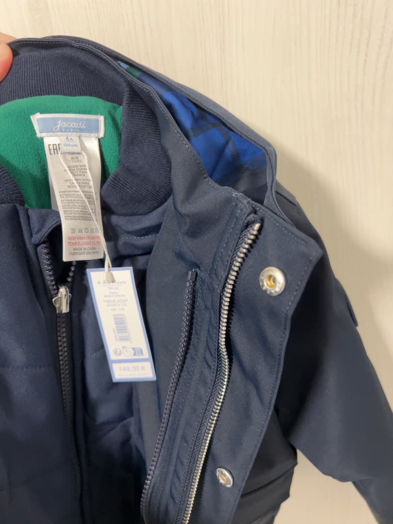 【新品セール】jacadi ネイビー 3wayパーカージャケット　中綿入り　4A