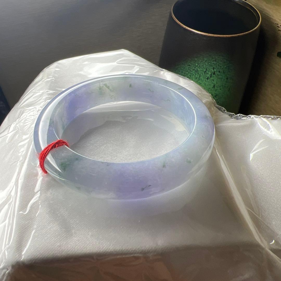 本翡翠、レアラベンダー緑花柄バングル　〜56