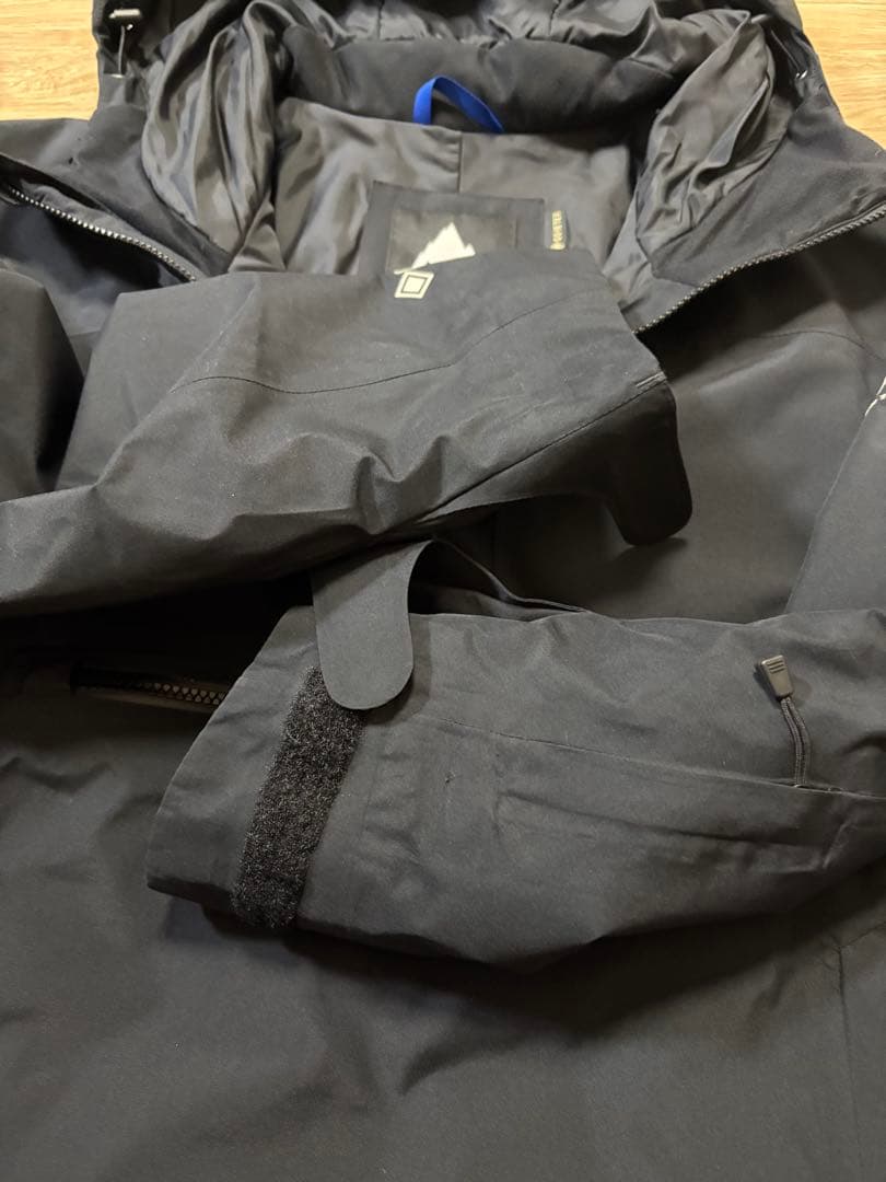 ウィメンズ Burton ピローライン GORE-TEX 2L アノラックM