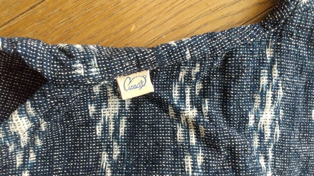 うさとの服　プルオーバー　藍染