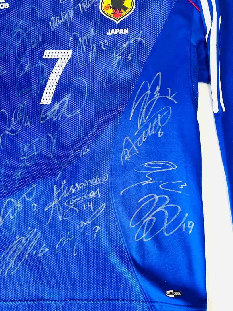 ワールドカップ日本代表全選手＆トルシエ監督サイン付き中田英寿ユニフォームおまけ付