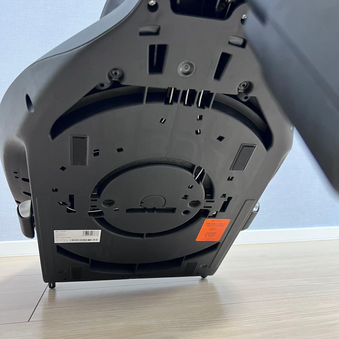 【美品】クラウドT i-Size、ベースT、リベル専用カーシートアダプターセット