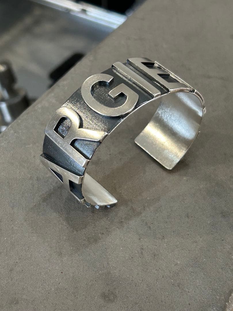 MM6 オープンカフ　ブレスレット　マルジェラ　margiela