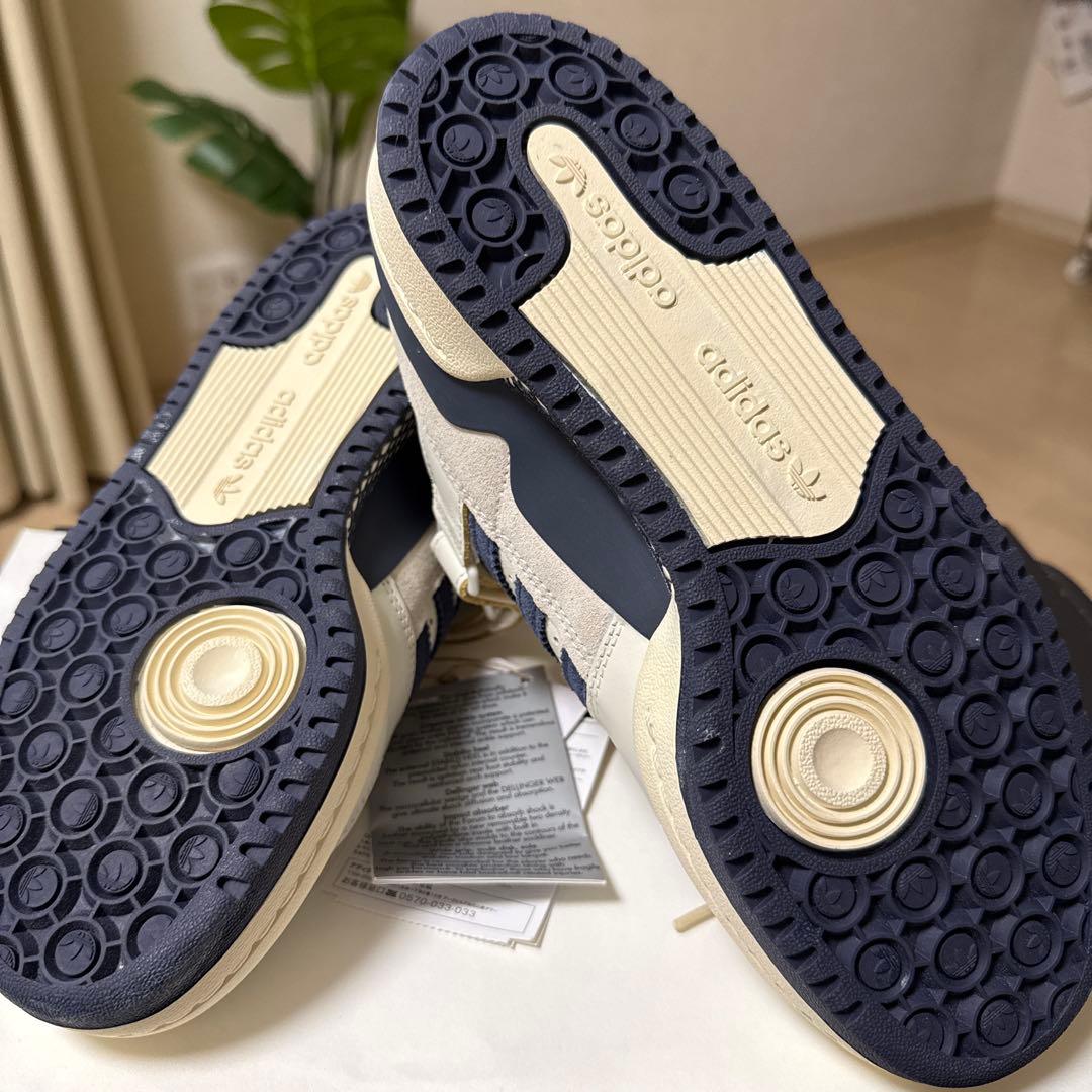 靴 ADIDAS FORUM 84 LOW / 24cm