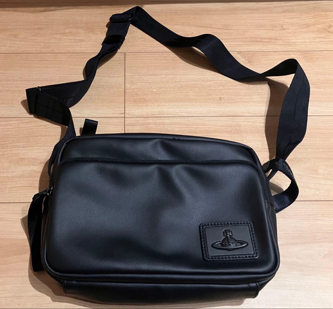 Vienne Westwood ORBプレートシリーズショルダーバッグ