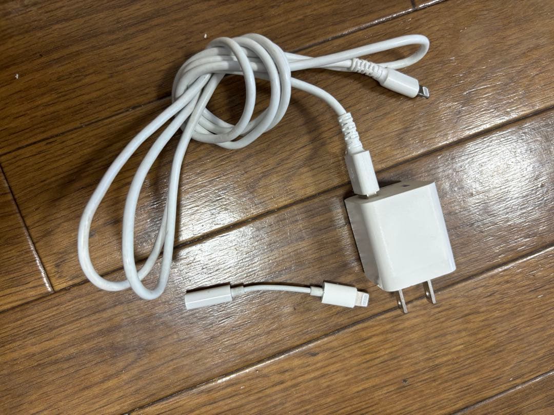 【7/31まで！】 iPhone12 ホワイト　128GB SIMフリー