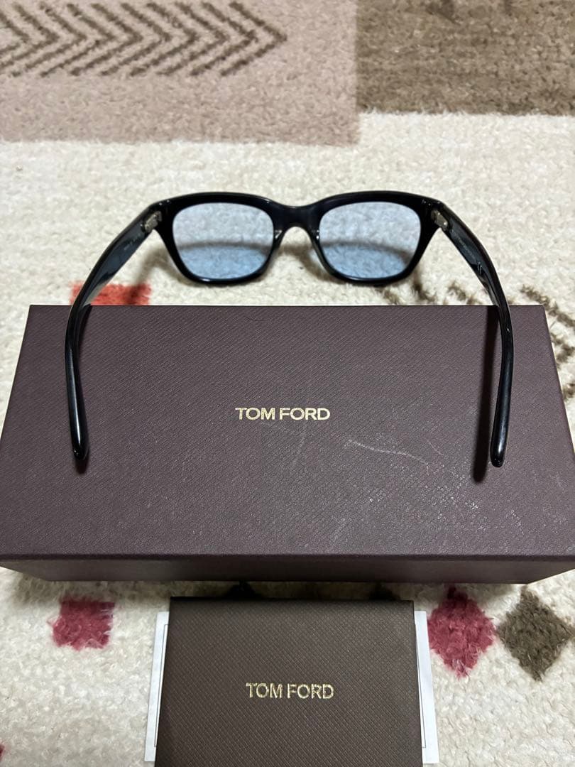 TOMFORD トムフォード TF5178 ブラック