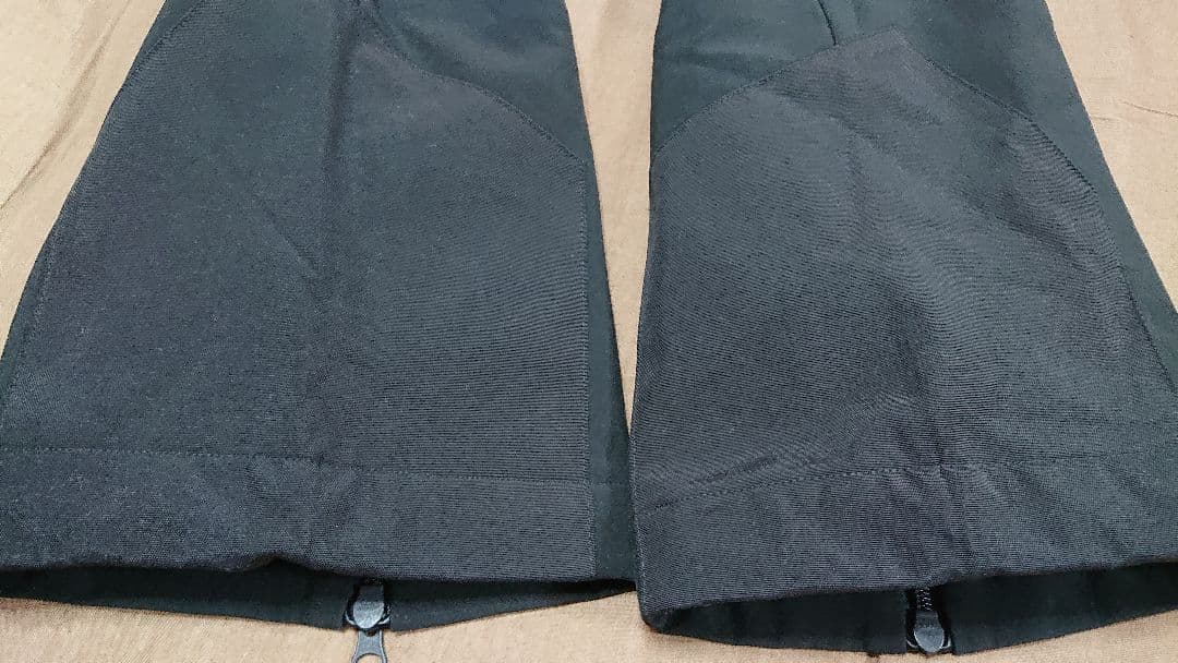 OAKLEY オークリー 女性用 スノーボードウェア 上下セット M