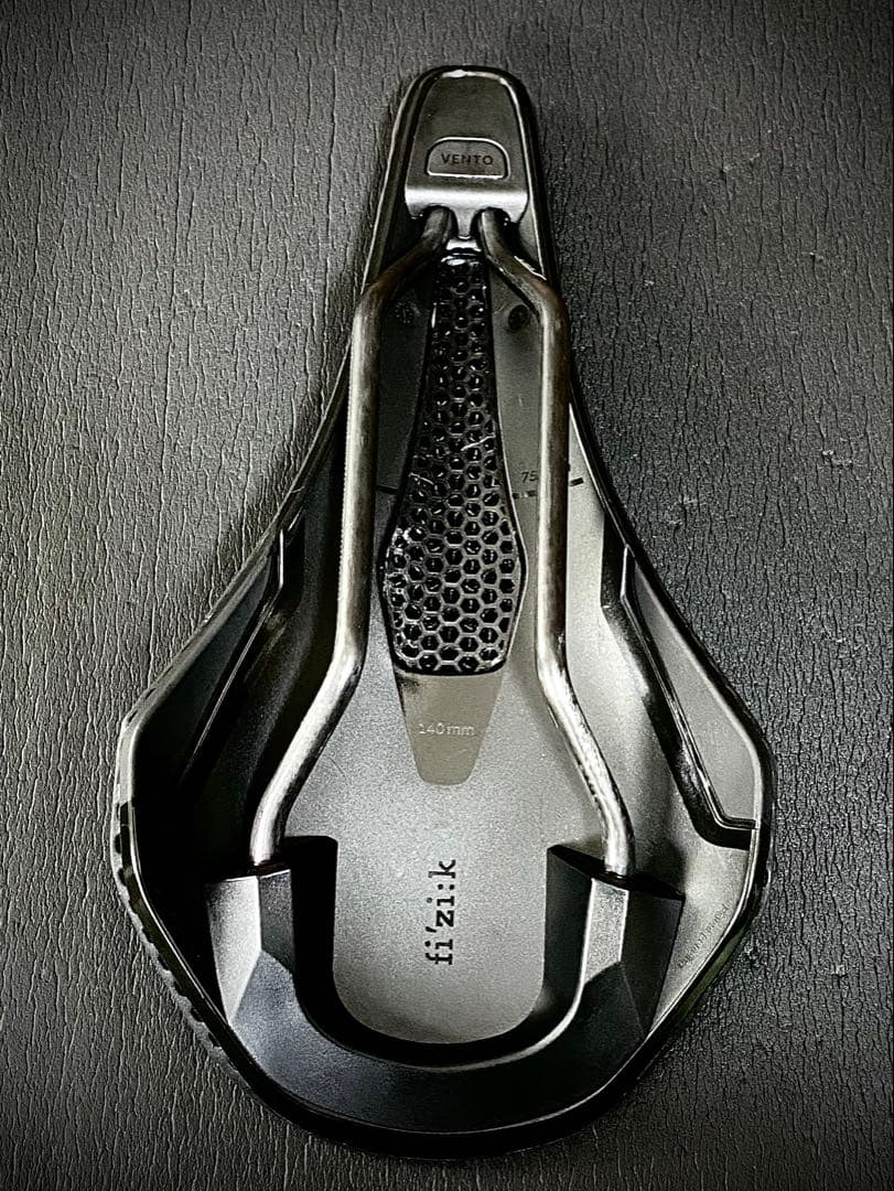 パーツ Fizik Vento Argo adaptive R1 (140mm)