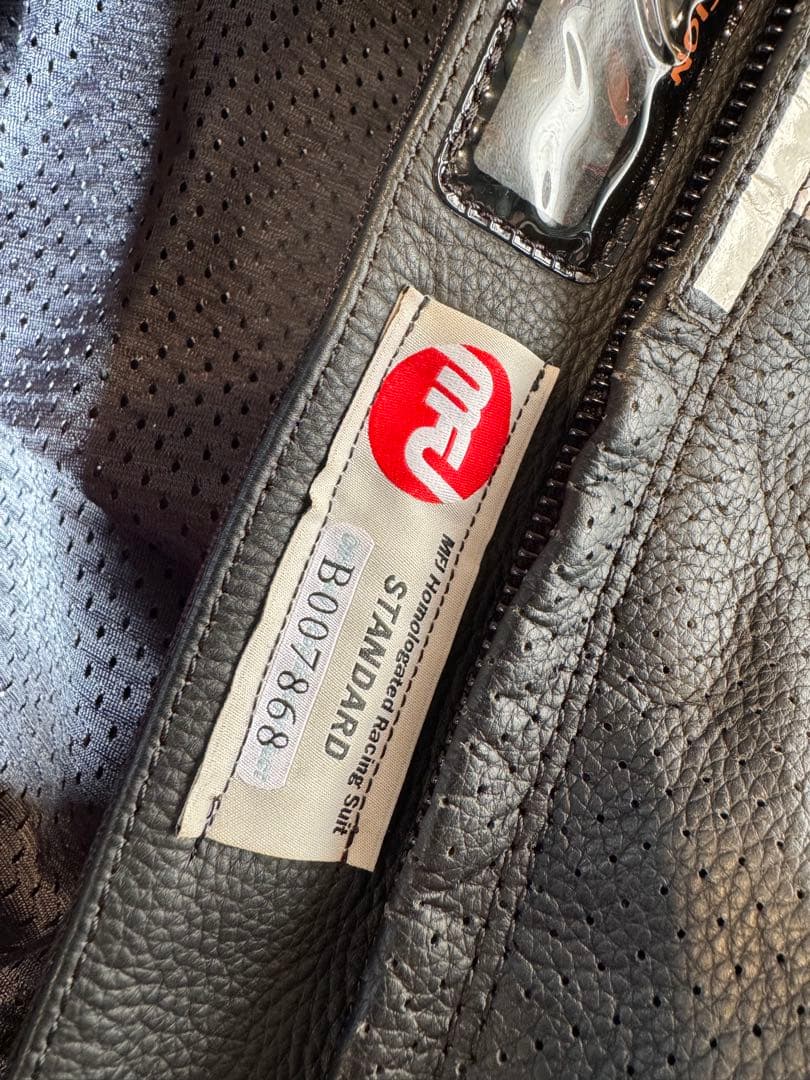 BERIK レーシングスーツ　レディースモデル Mサイズ