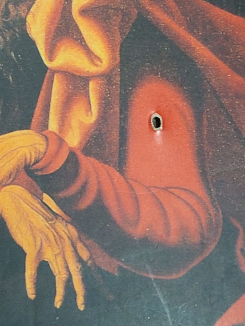 本「人類の起源」エルベール・トマ著　ビーズか宝石の粒が付く改造装丁に驚き！